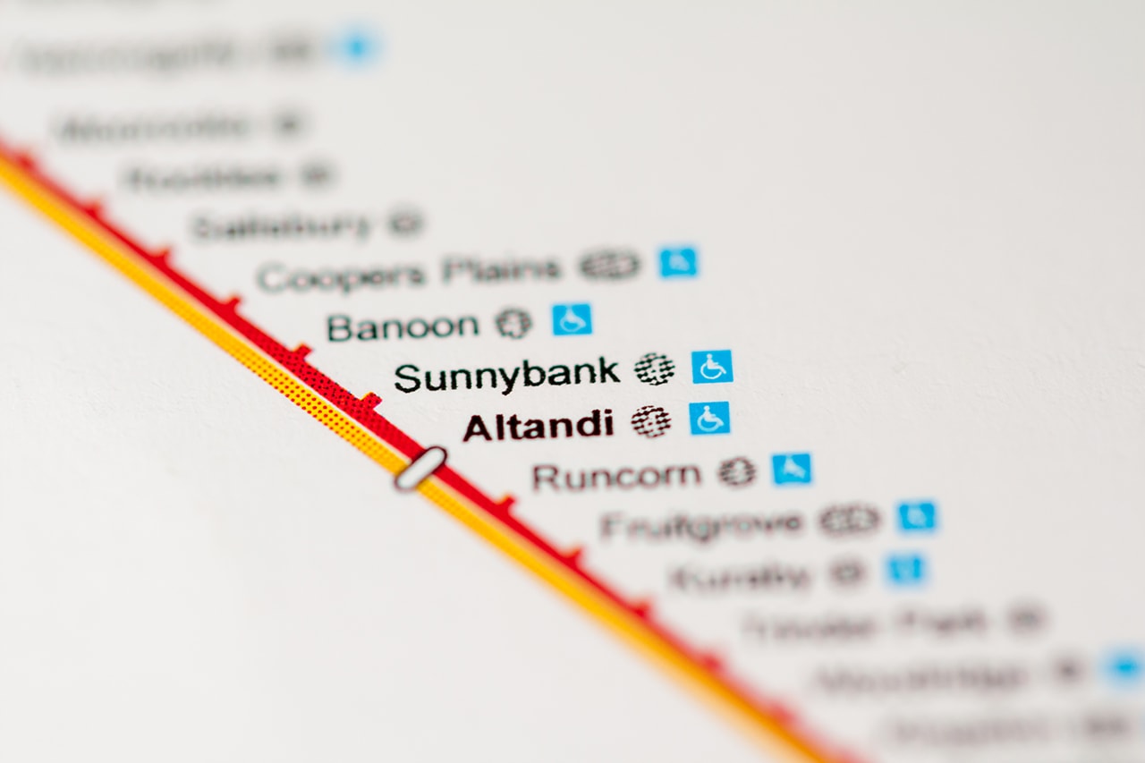 澳洲布里斯本Sunnybank作為一個配套成熟的社區，區內隨處可見華人商舖，吸引不少華人在這裡置業定居，甚至成為澳洲港人聚居地之一。以下是澳洲布里斯本華人區Sunnybank宜居四大原因！